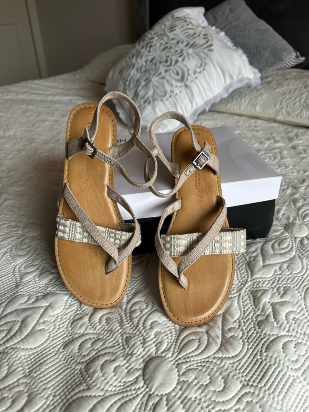 Toms Tan and Cream Strappy Leather Sandals